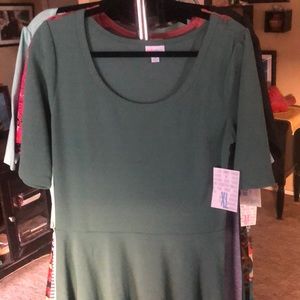 NWT LulaRoe Nicole Dress